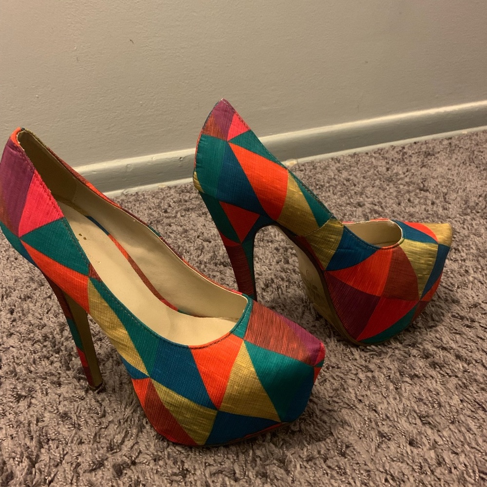 Meet your Posher, Henrietta